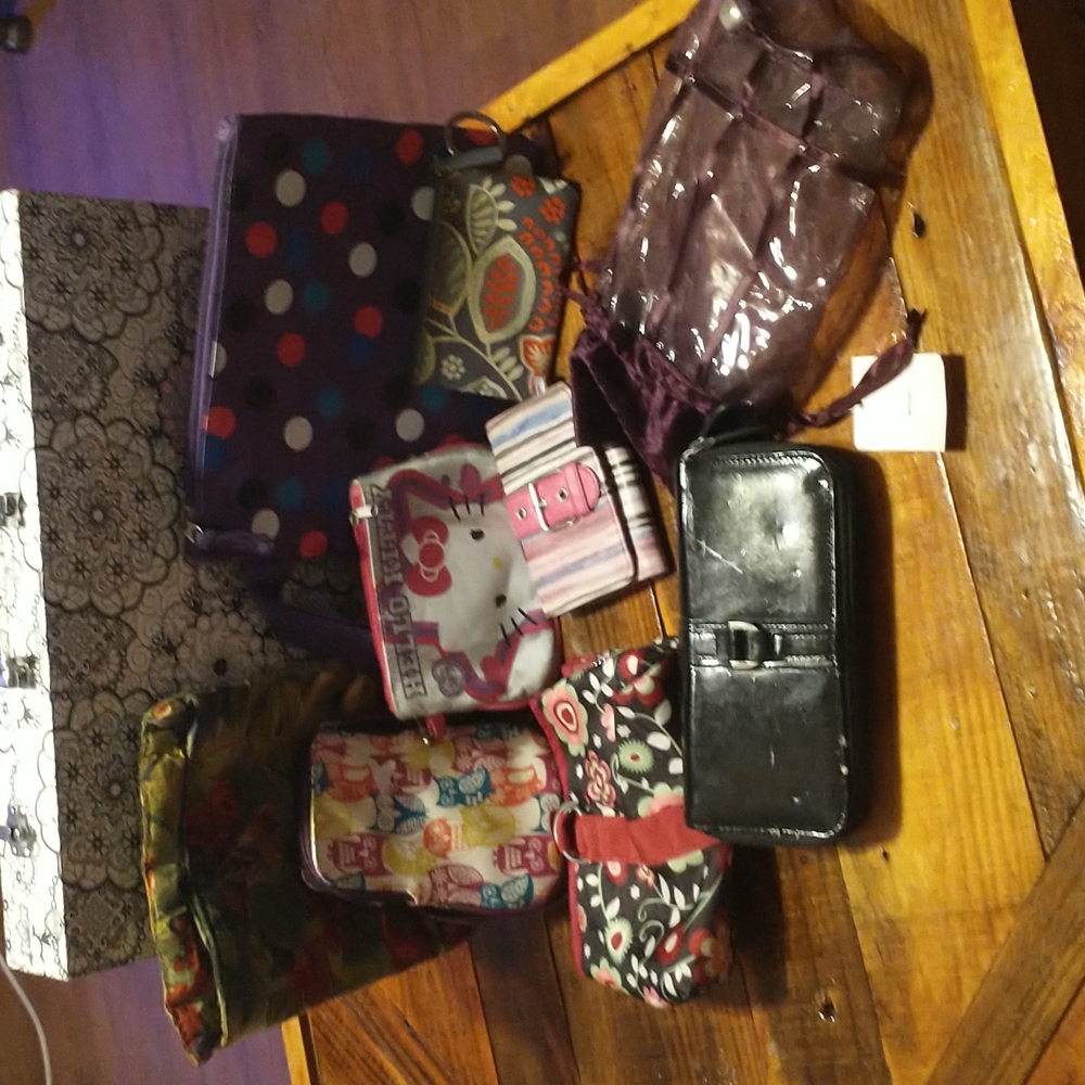 Woman's wallets and bags
